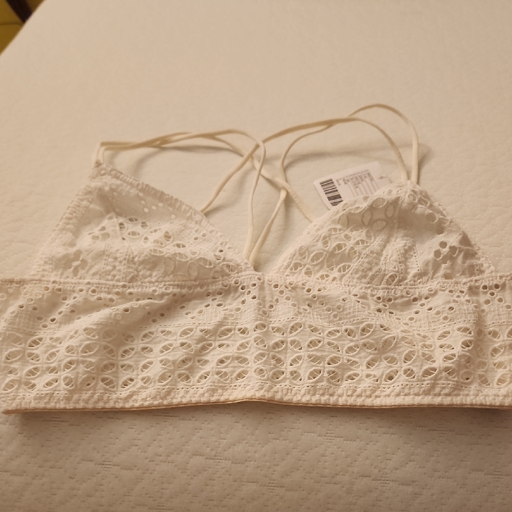Ivory Eyelet Lace Bralette Urban Outfitter